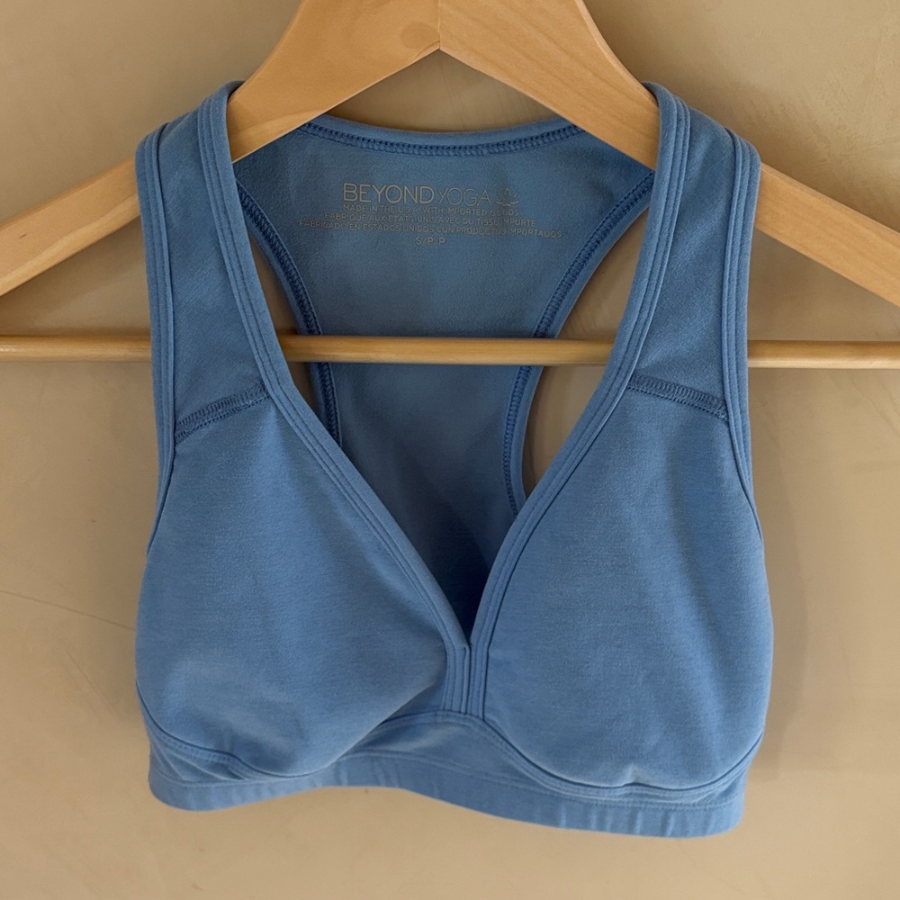 Beyond Yoga Women's Sky Blue Sports Bra